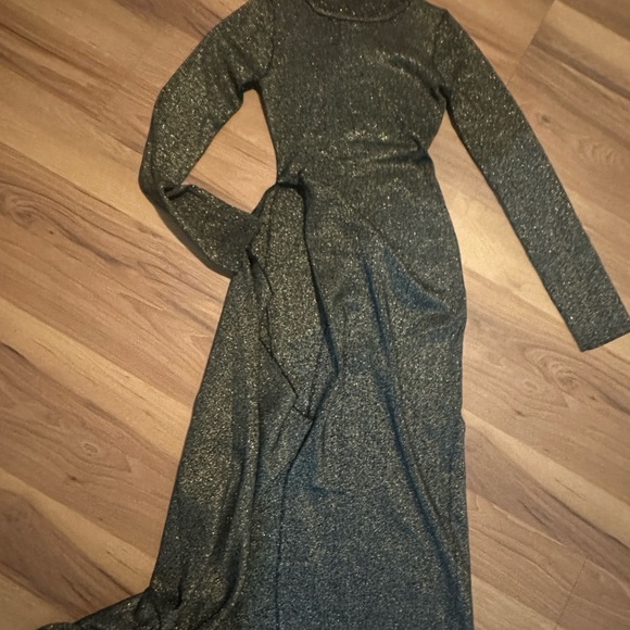 AKIRA Metallic Maxi Skirt - Picture 2 of 3